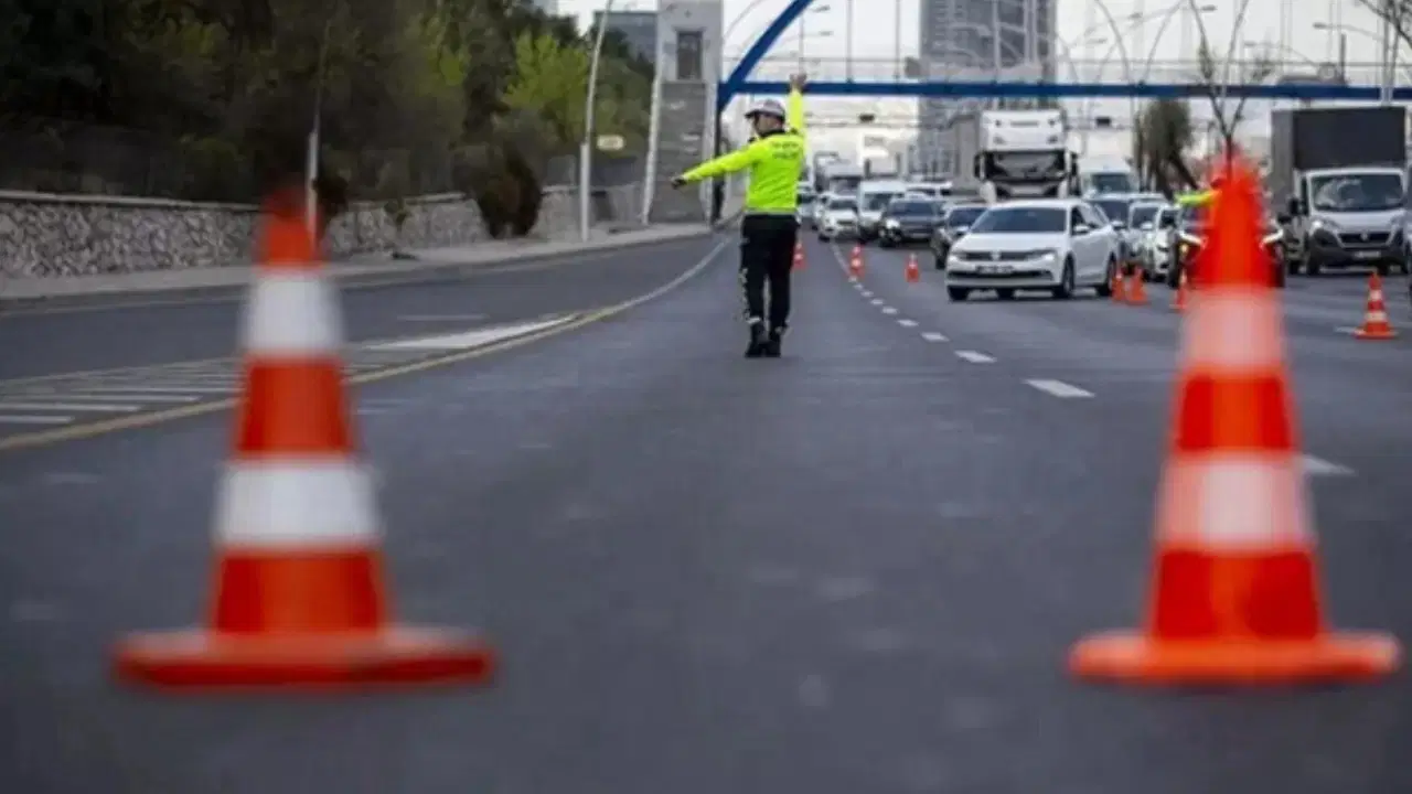 3 Mayıs İstanbul'da bugün hangi yollar trafiğe kapalı, alternatif güzergahlar neresi?