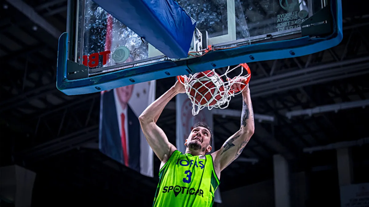 Tofaş, Karşıyaka karşısında galip!