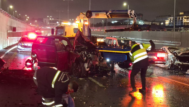 Ankara'da zincirleme kaza: 8 kişi yaralandı