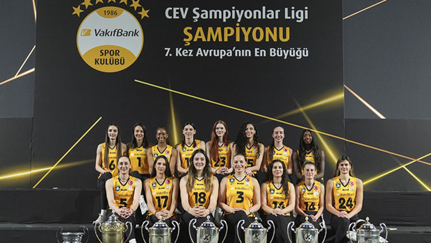 Gözü yaşlı şampiyonlar!