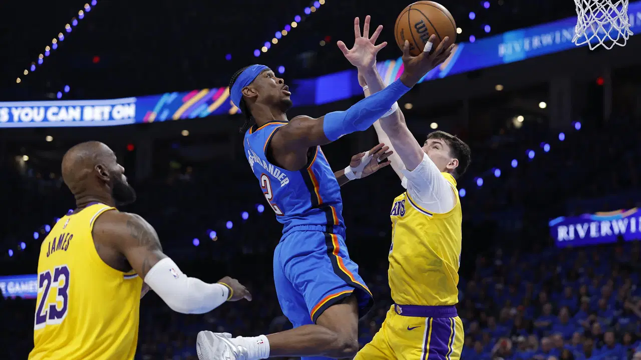 Oklahoma City Thunder, Los Angeles Lakers'ı devirdi, seriye galibiyetle başladı!