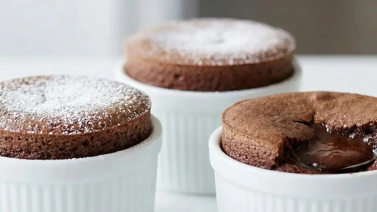 Akşam beş çayının yanında tam kıvamında: Sufle tarifi