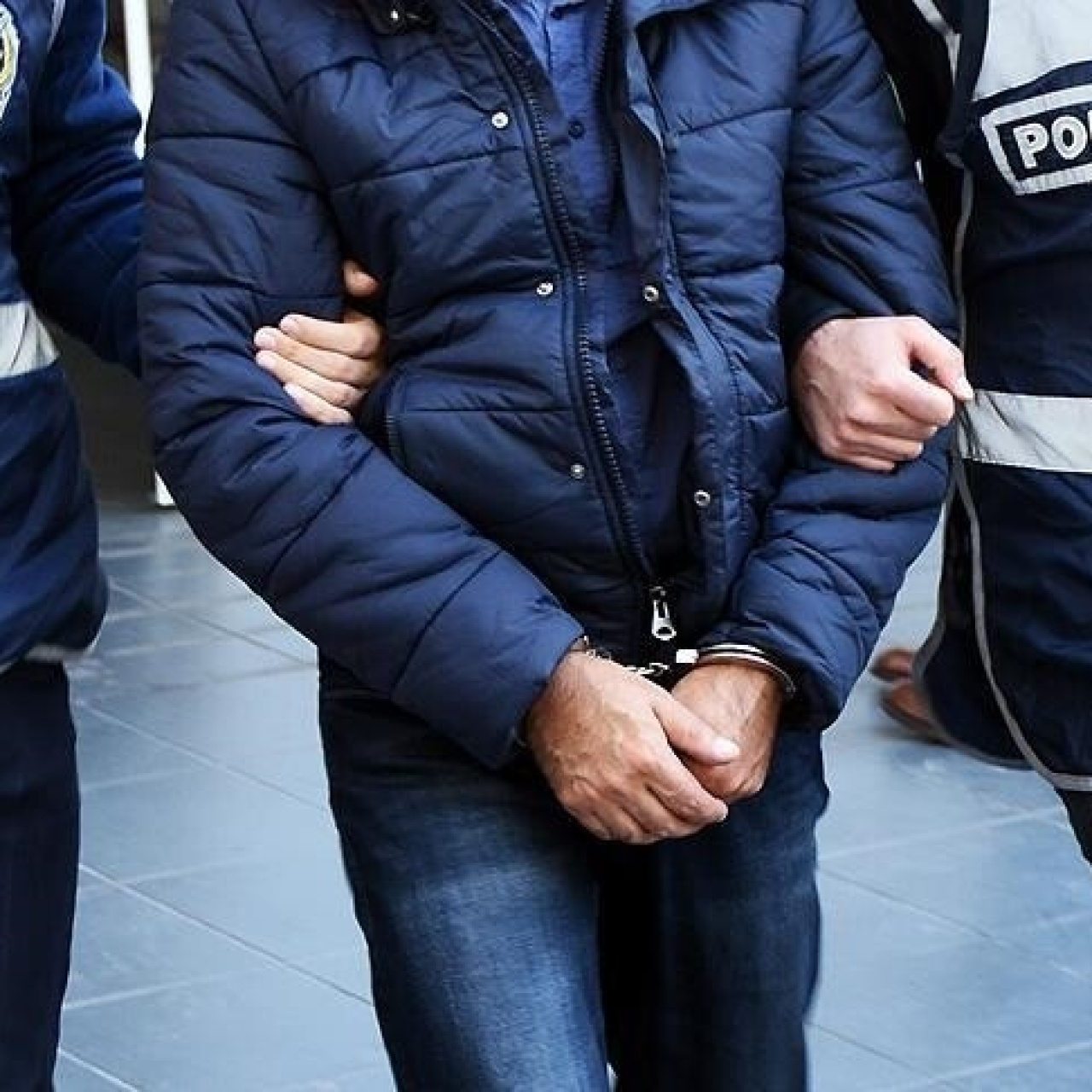 Dolandırıcılık operasyonu: 5 tutuklama