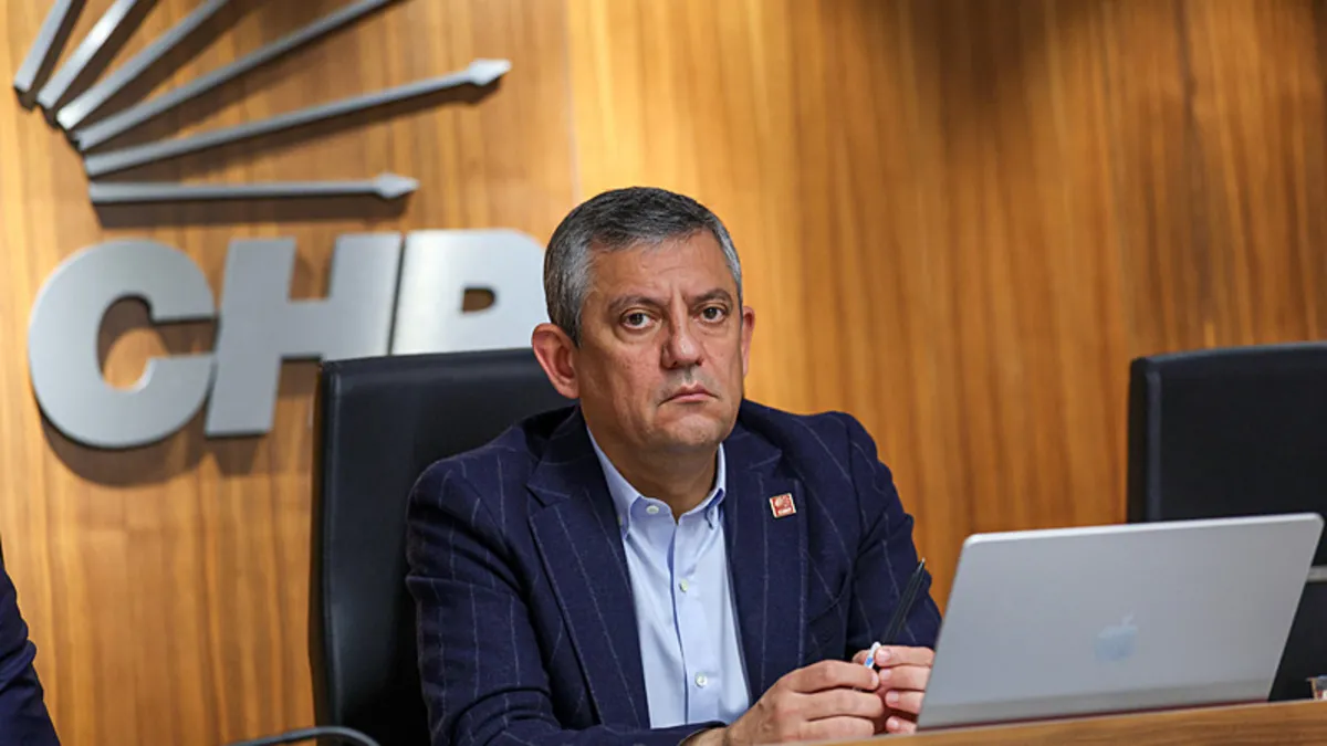 Özgür Özel'den skandal gaf: 'Hamas' rezaletinden sonra şimdi de Filistinli mazlumları görmezden geldi