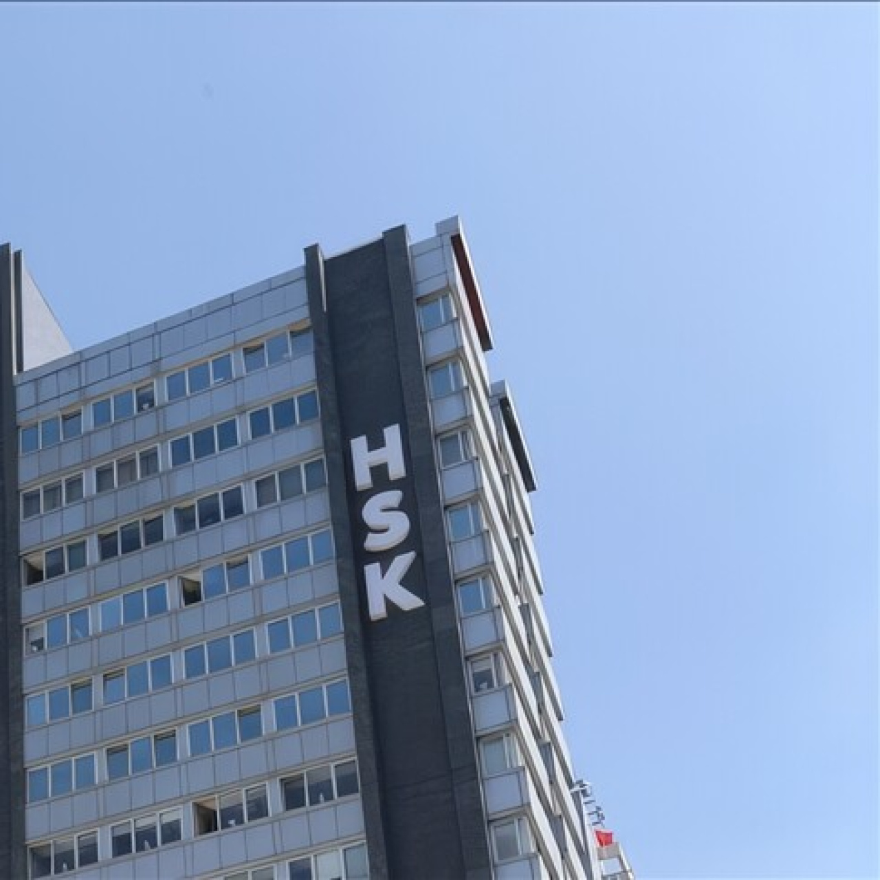 14 hakim ve savcının yeri değişti