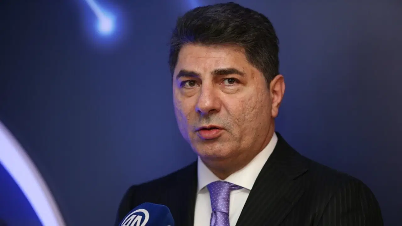 Hakan Safi'den Sadettin Saran'a ziyaret: 'Kulübümüzün yarınlarını konuştuk'