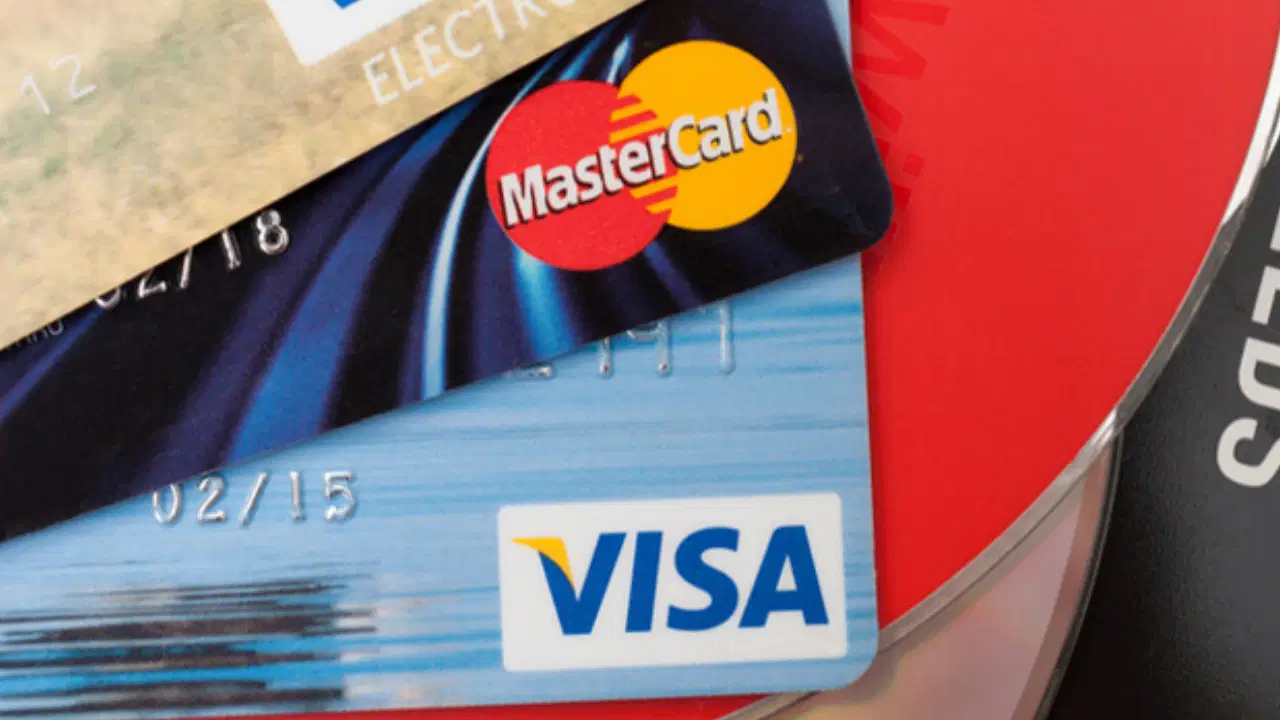 Mastercard ve Visa hakkındaki rekabet soruşturması taahhütle sonuçlandı