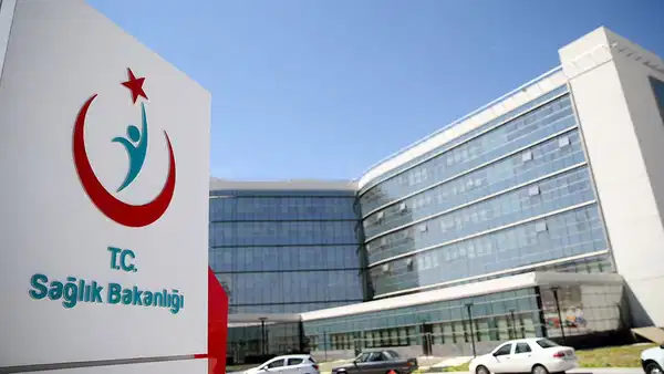 Sağlık Bakanlığı'ndan 'Hantavirüs' açıklaması: Gemideki 3 kişi Türkiye'ye getiriliyor