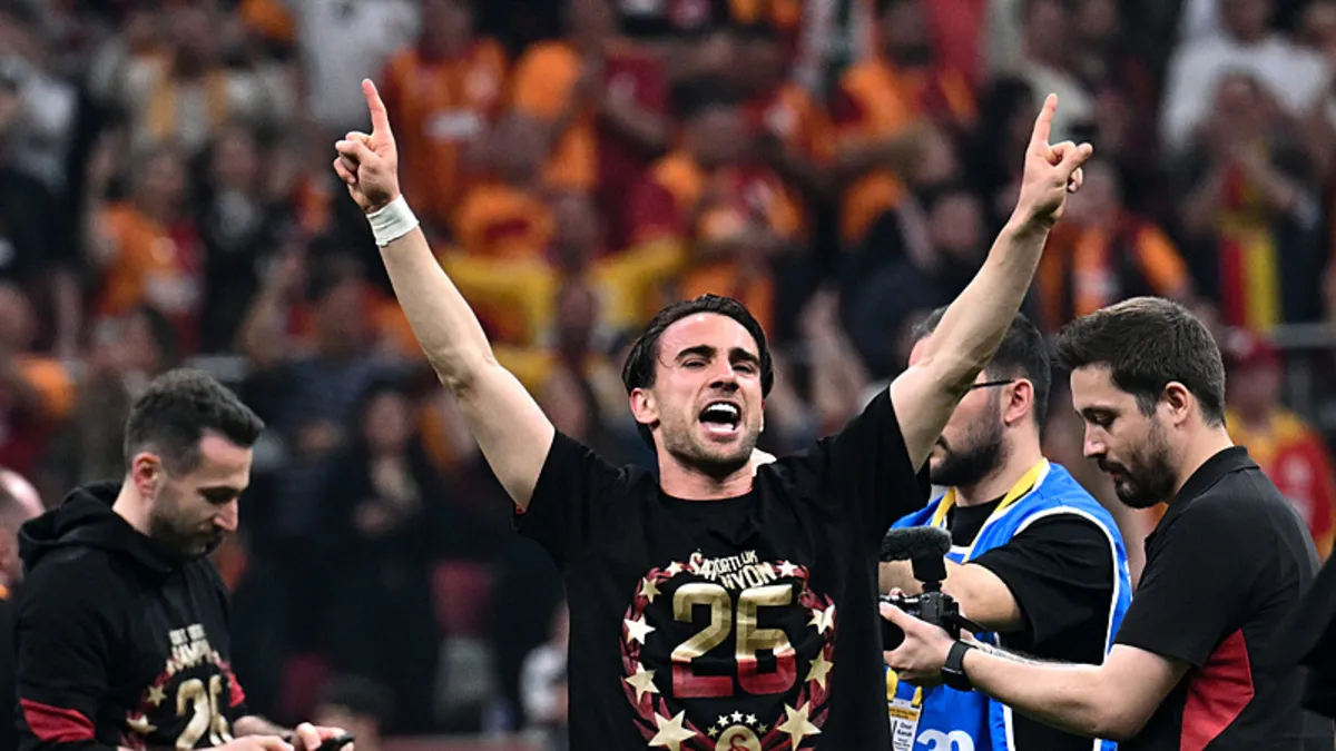 Galatasaray’da Yunus Akgün’den şampiyonluk mesajı!