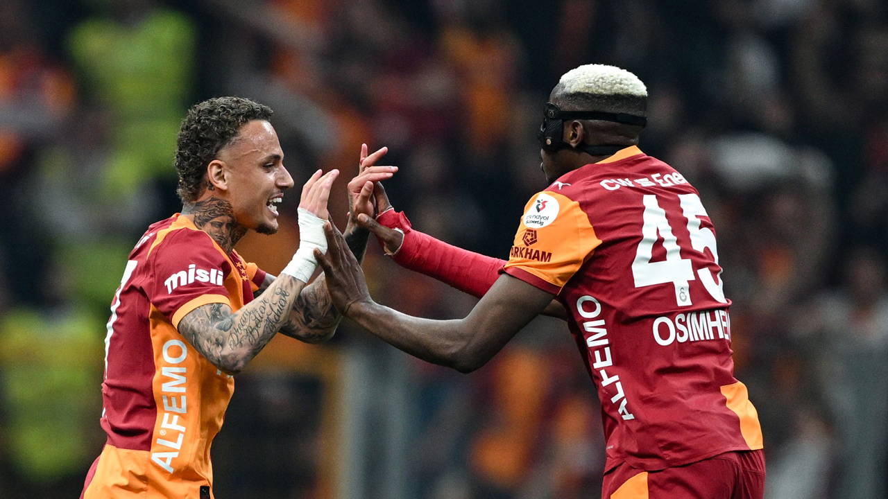 Galatasaray tepkiler üzerine Fenerbahçe paylaşımını kaldırdı