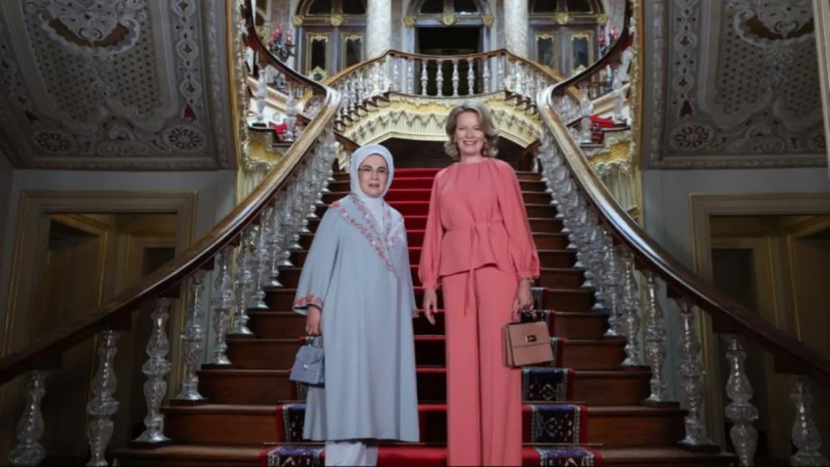 Emine Erdoğan Belçika Kraliçesi ile İstanbul’da görüştü