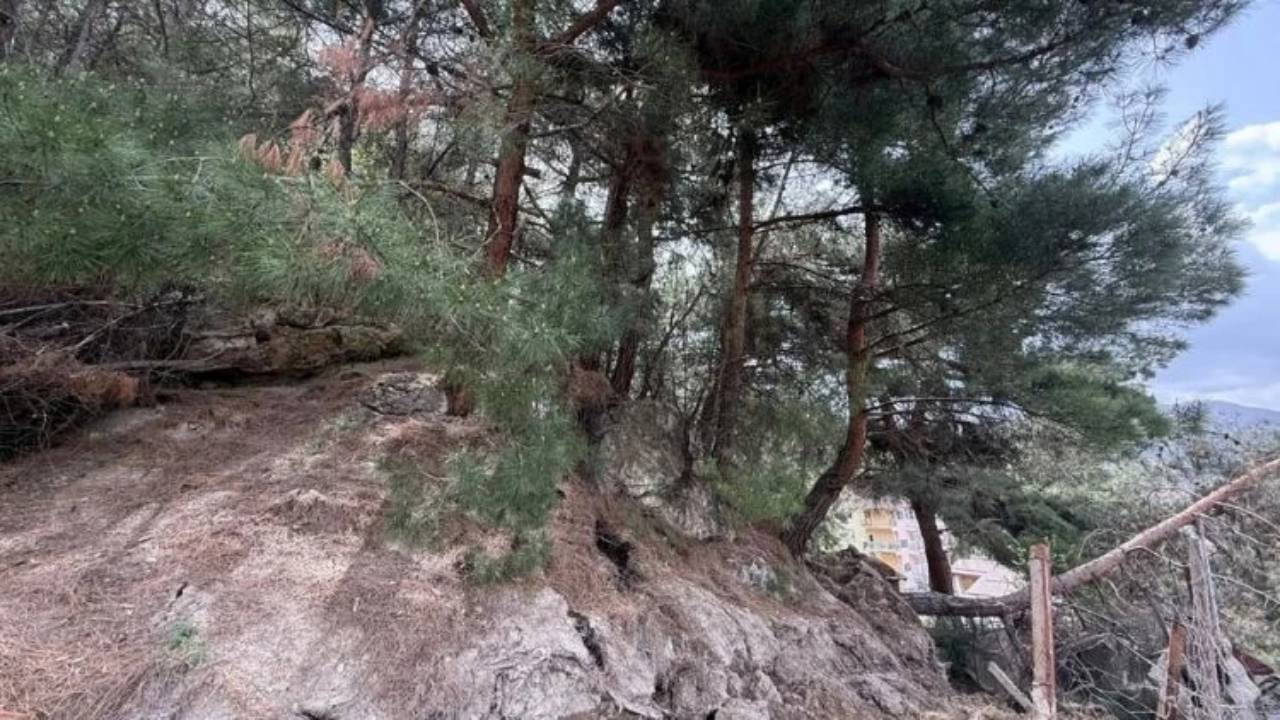 Tokat'ta toprak kayması: 7 bina boşaltıldı