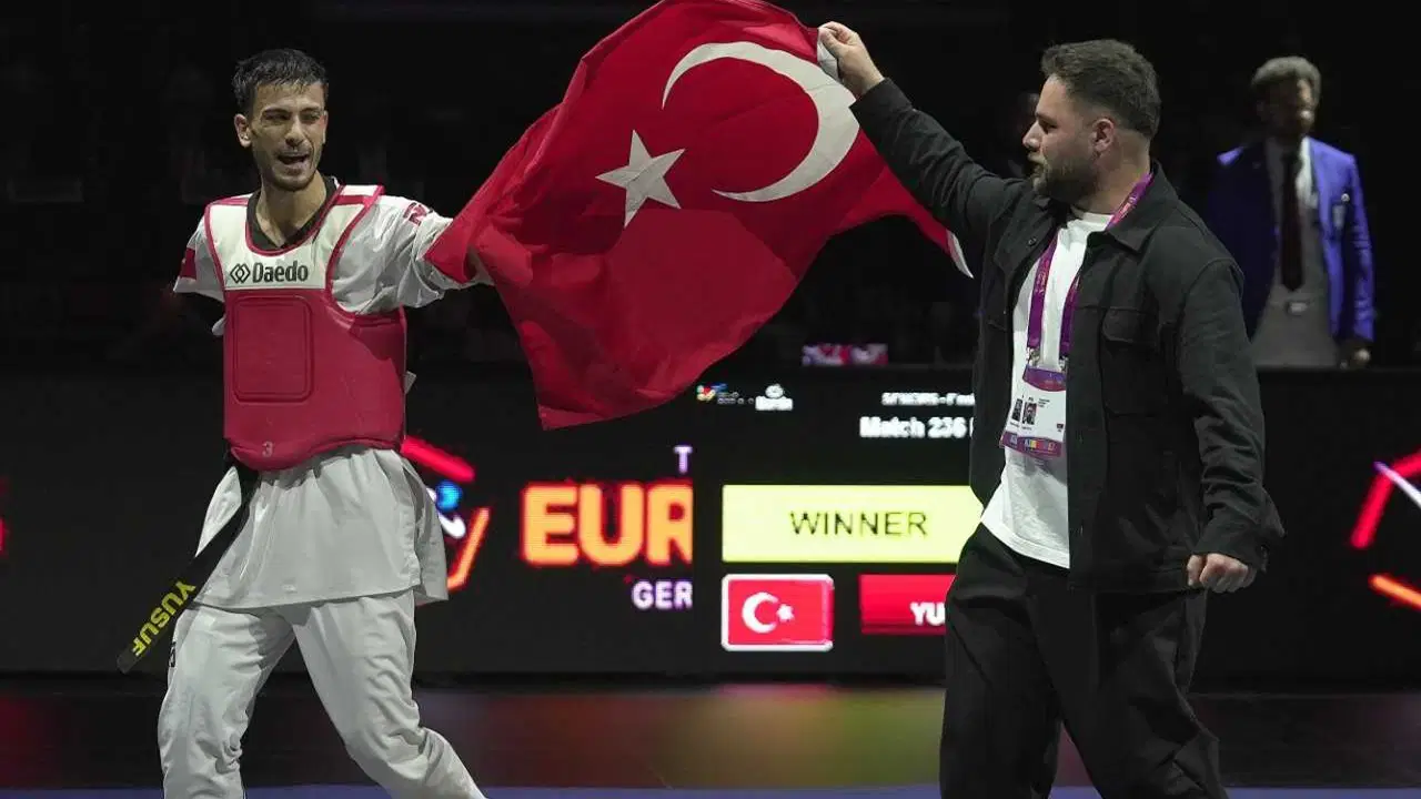 Almanya'da düzenlenen 2026 Avrupa Para Tekvando Şampiyonası 'nda Yusuf Yünaçtı altın madalya aldı.