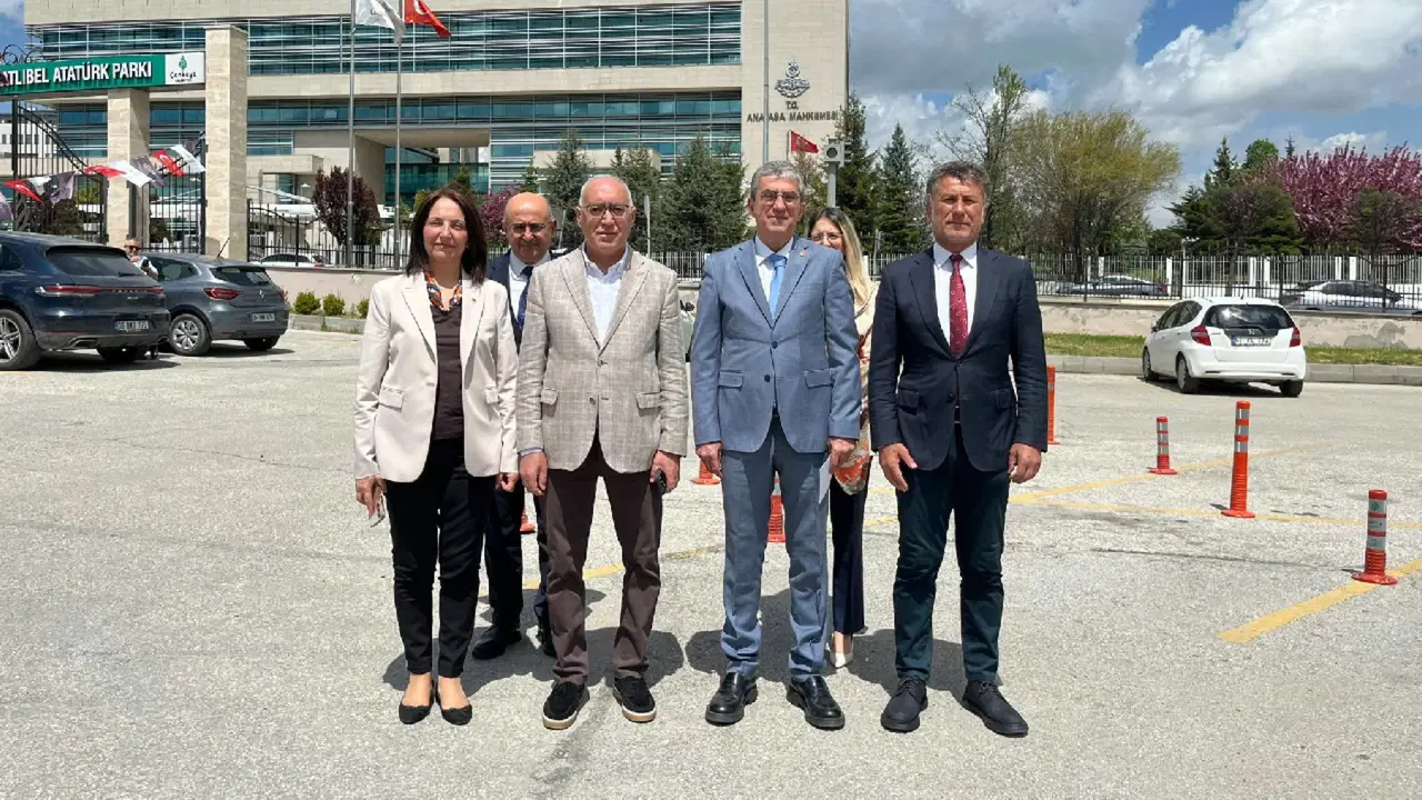 CHP , milli parkları imara açan Milli Parklar Kanunu ve Bazı Kanunlar ile 375 sayılı Kanun Hükmünde Kararname’de Değişiklik