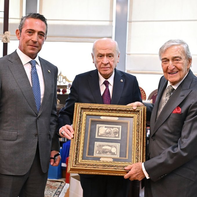 Ali Koç ve Rahmi Koç, Devlet Bahçeli'yi ziyaret etti.