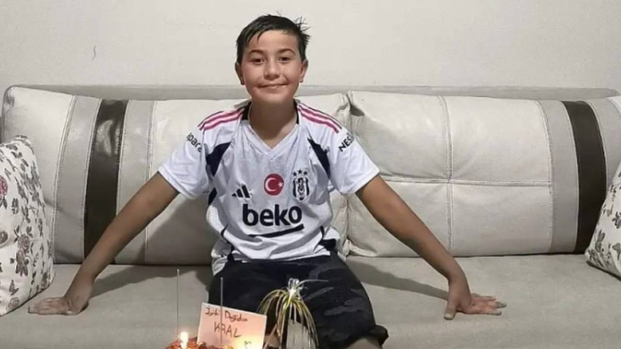 Kahramanmaraş’ta ortaokulda düzenlenen silahlı saldırıda ağır yaralanan 11 yaşındaki Mustafa Aslan’ın, olay günü matematik sı