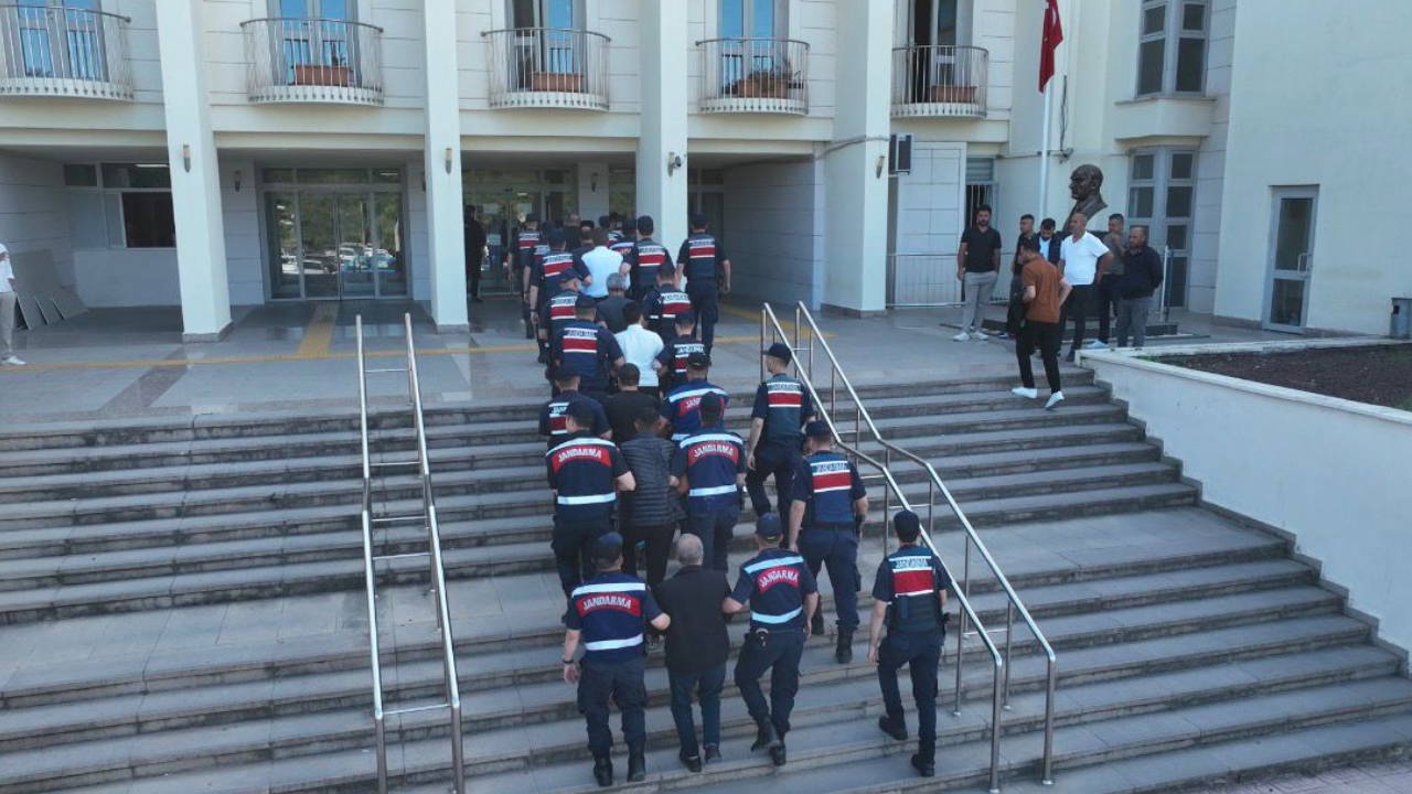 'Evlilik' ve 'iş ortaklığı' sözleriyle dolandırdılar... Bodrum merkezli 3 ilde operasyon: 7 tutuklama