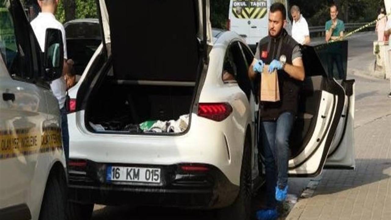 Olay, 6 Temmuz 2023'te Osmangazi ilçesi Kent Meydanı otoparkının yanında meydana geldi.