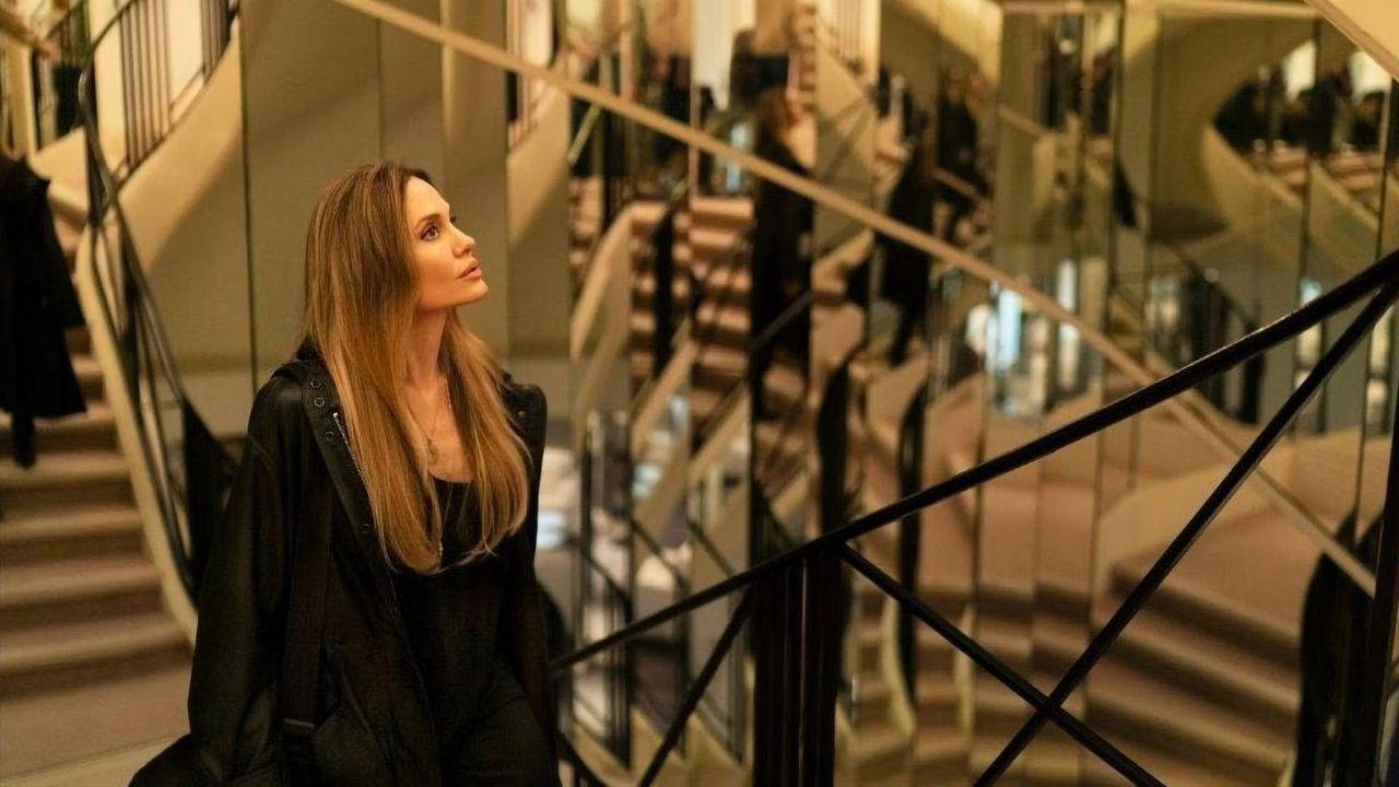 Alice Winocour, kadınların içsel acılarını, yaralarını, fırtınalarını nasıl daha duygusal, hassas yansıtacağını herkesten dah