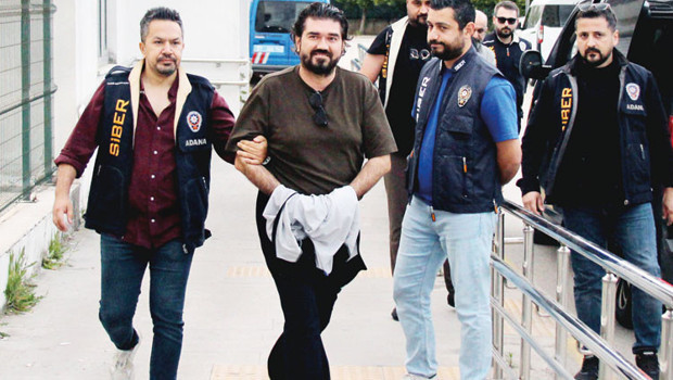 Rasim Ozan Kütahyalı Adana Emniyet Müdürlüğü’nde verdiği 244 sayfalık ifadesinde, ‘etkin pişmanlık hükümlerinden faydalanmak 