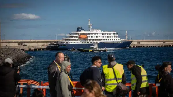 Dünya gündemini sarsan Hantavirüs salgınının ortaya çıktığı Hollanda bayraklı lüks yolcu gemisi MV Hondius, haftalar süren