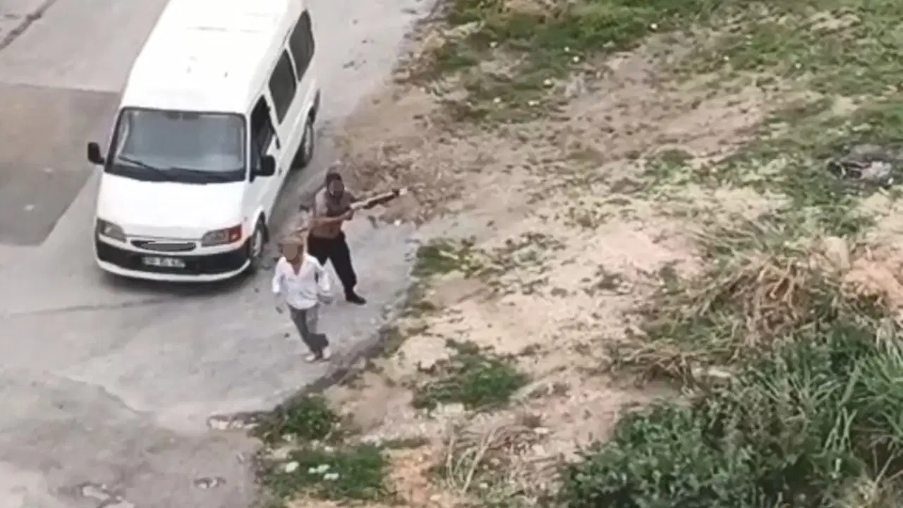 Dün taşlarla saldırdılar, bugün silahlarla ateş açtılar: 6 kişi gözaltına alındı