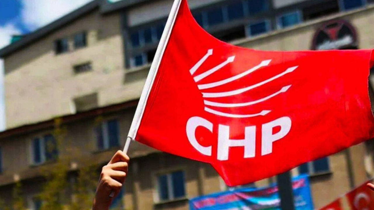 CHP Genel Başkan Yardımcısı Burhanettin Bulut, Yüksek Seçim Kurulu’nun (YSK) butlan kararıyla ilgili açıklama yaptı.
