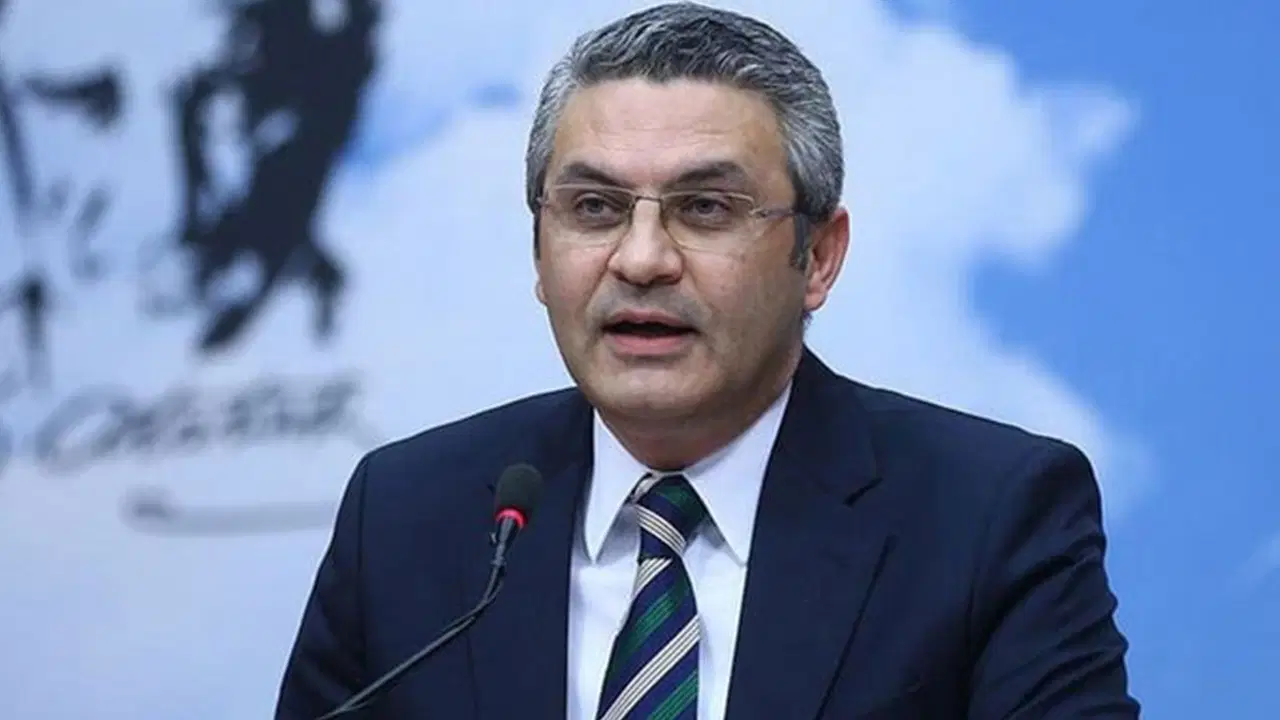 Oğuz Kaan Salıcı'dan dikkat çeken 'kurultay' çağrısı: 'CHP'nin istikametini yalnızca örgütünün öz ve hür iradesi belirler'