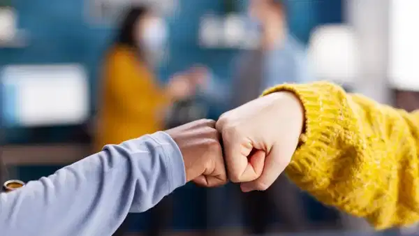 İçindeki çocuğu asla büyütmeyenler: Yaşı kaç olursa olsun ruhunu genç tutan 3 burç!
