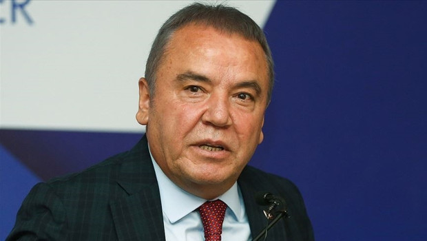 Muhittin Böcek’e bir dosyadan ev hapsi... Böcek'in tutukluluk hali devam ediyor