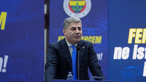 Merkez Artuklu ilçesinde bir restoranda Mardin Fenerbahçeliler Derneği yöneticileri ve kongre üyeleriyle bir araya gelen