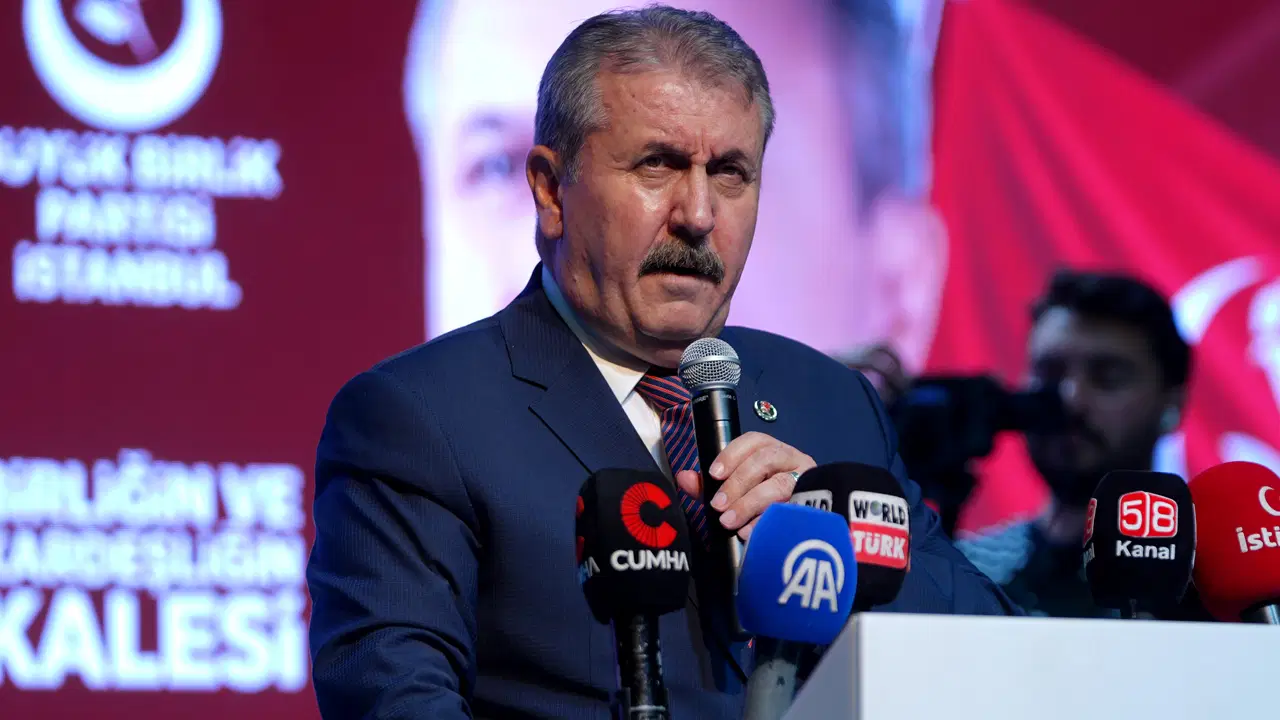 Büyük Birlik Partisi (BBP) Genel Başkanı Mustafa Destici, Kahramanmaraş'ın Göksun ilçesi yakınlarında 17 yıl önce