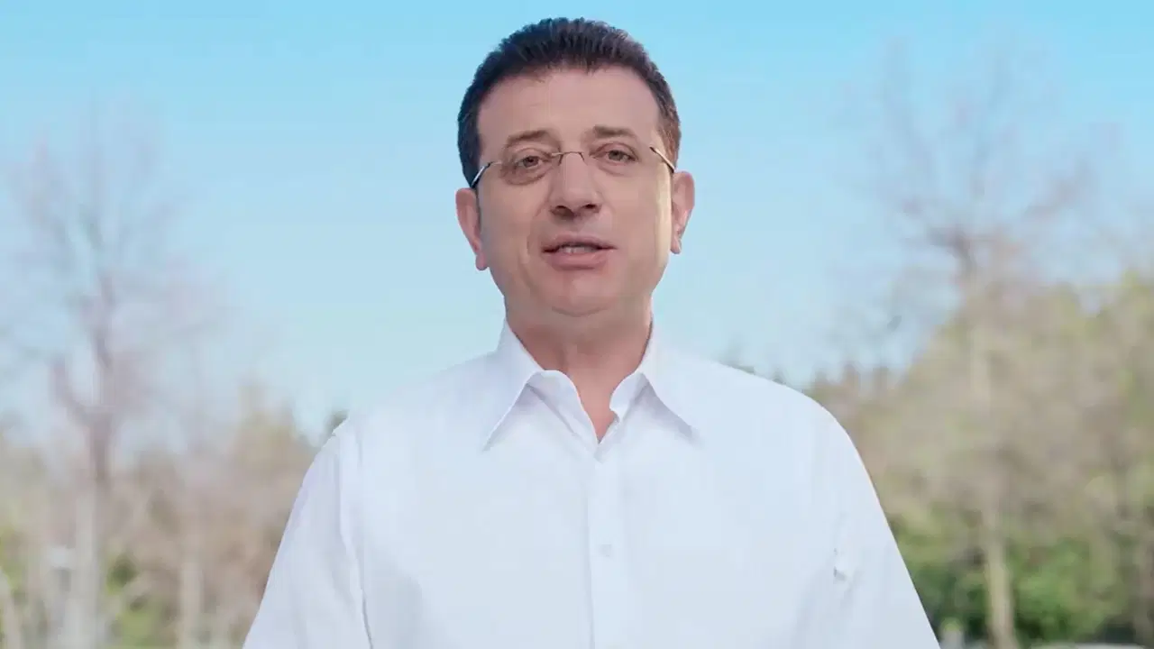 Tutuklu cumhurbaşkanı adayı ve İstanbul Büyükşehir Belediye (İBB) Başkanı Ekrem İmamoğlu, Silivri Marmara Cezaevi'nden kamuoy