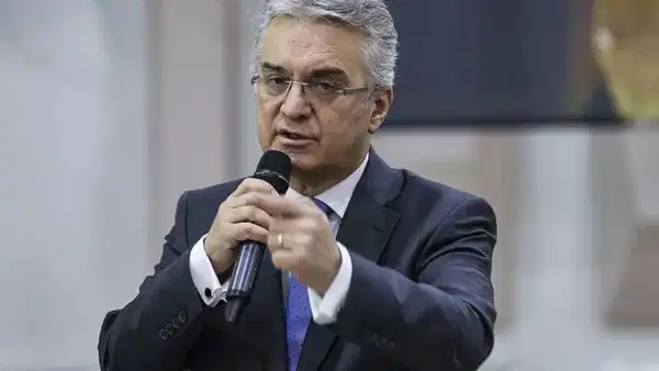Kemal Kılıçdaroğlu'nun 45 yıllık yol arkadaşı ve eski CHP Genel Başkan Yardımcısı Bülent Kuşoğlu , CHP’de “mutlak butlan”