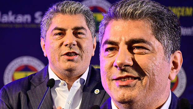 Fenerbahçe Spor Kulübü Başkan Adayı Hakan Safi, Bodrum’da bir otelde düzenlenen programda kongre üyeleri ve taraftarlarla bir