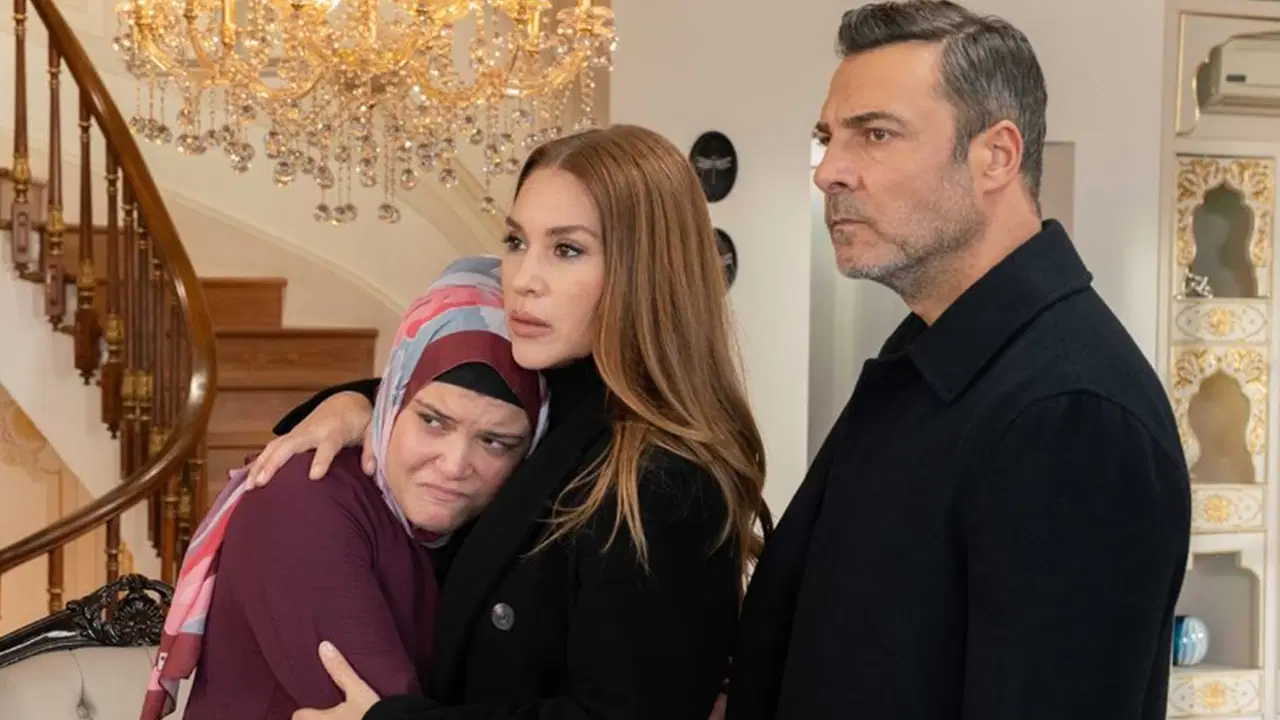 Peş peşe gerçekleşen vedalarla gündemdeydi... Kızılcık Şerbeti'ne sürpriz isim dahil oluyor!