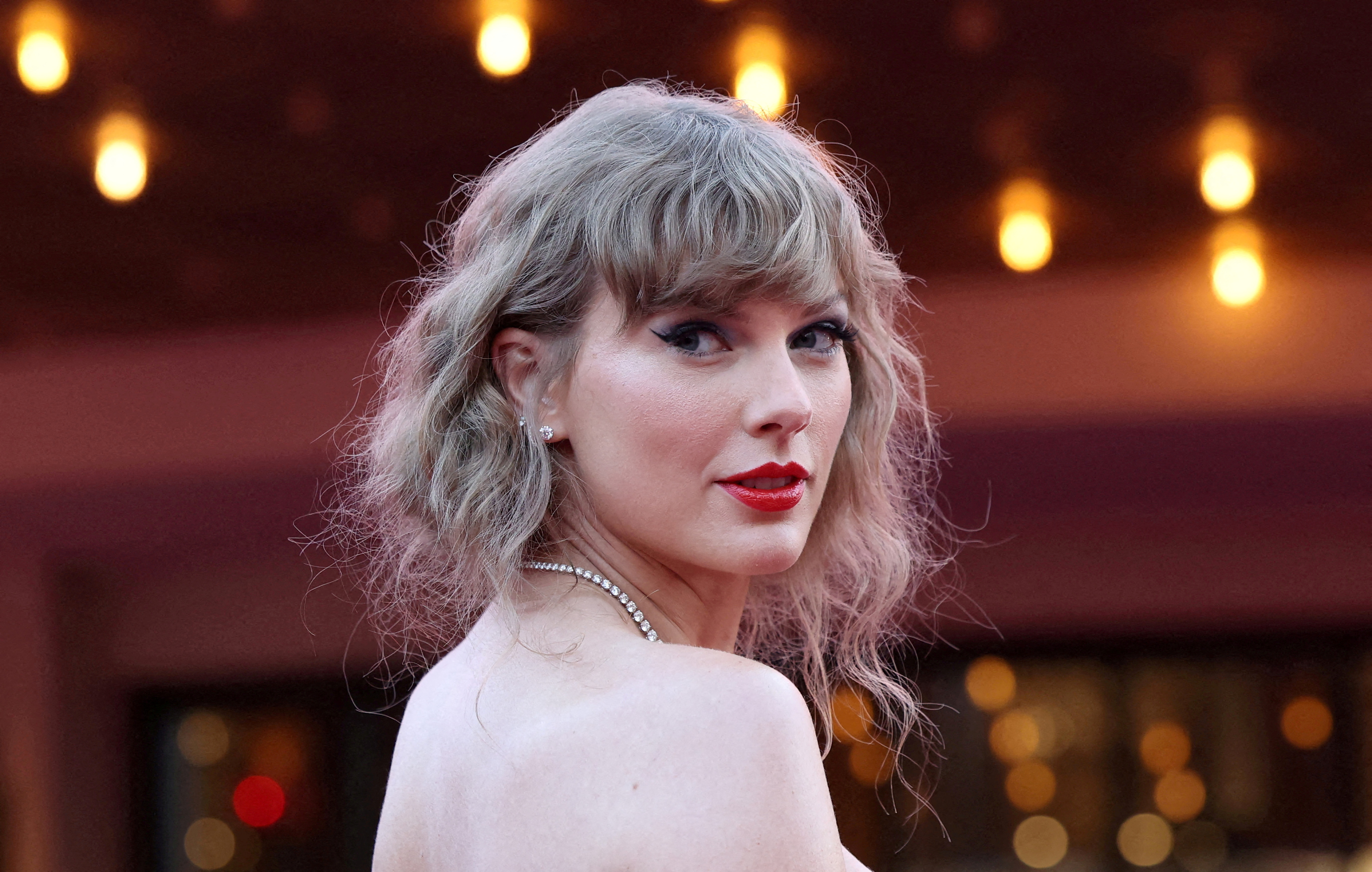 Swift, sosyal medya hesabından yaptığı paylaşımda, 