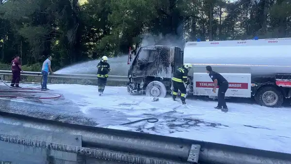 Muğla Büyükşehir Belediyesi İtfaiye Daire Başkanlığı ekipleri, 9 günlük Kurban Bayramı tatili boyunca vatandaşların can ve ma