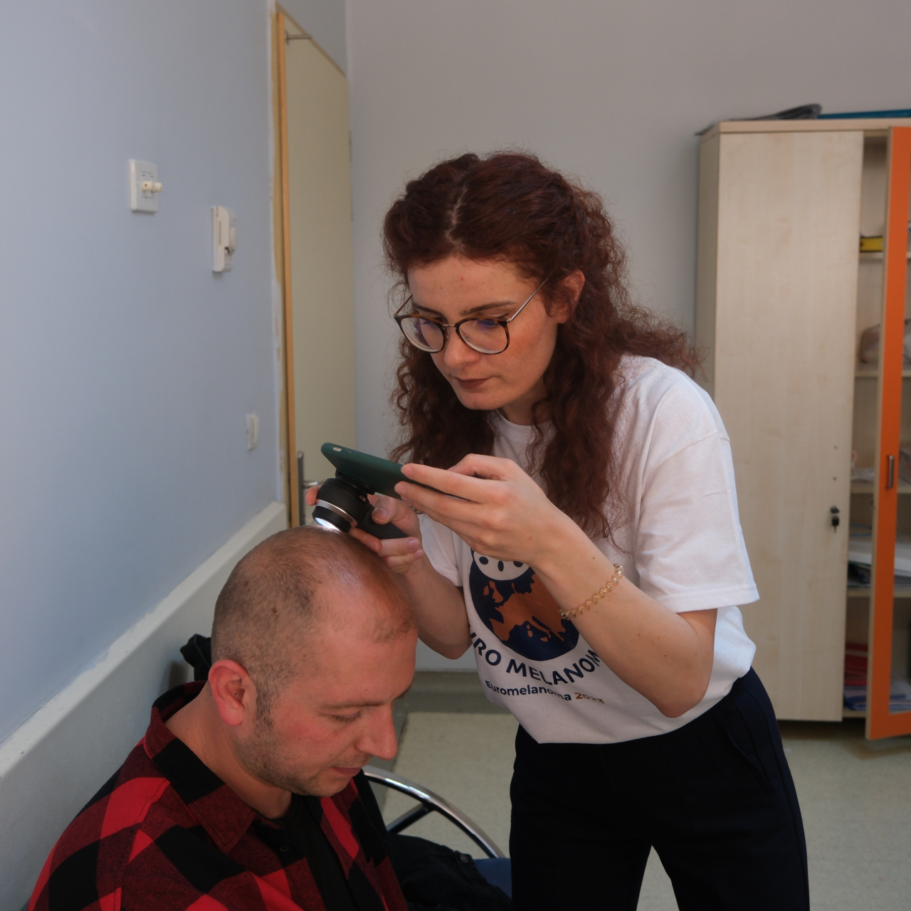 Türk Dermatoloji Derneği Genel Merkezi'nde düzenlenen basın toplantısında konuşan Türk Dermatoloji Derneği Yönetim Kurulu Baş
