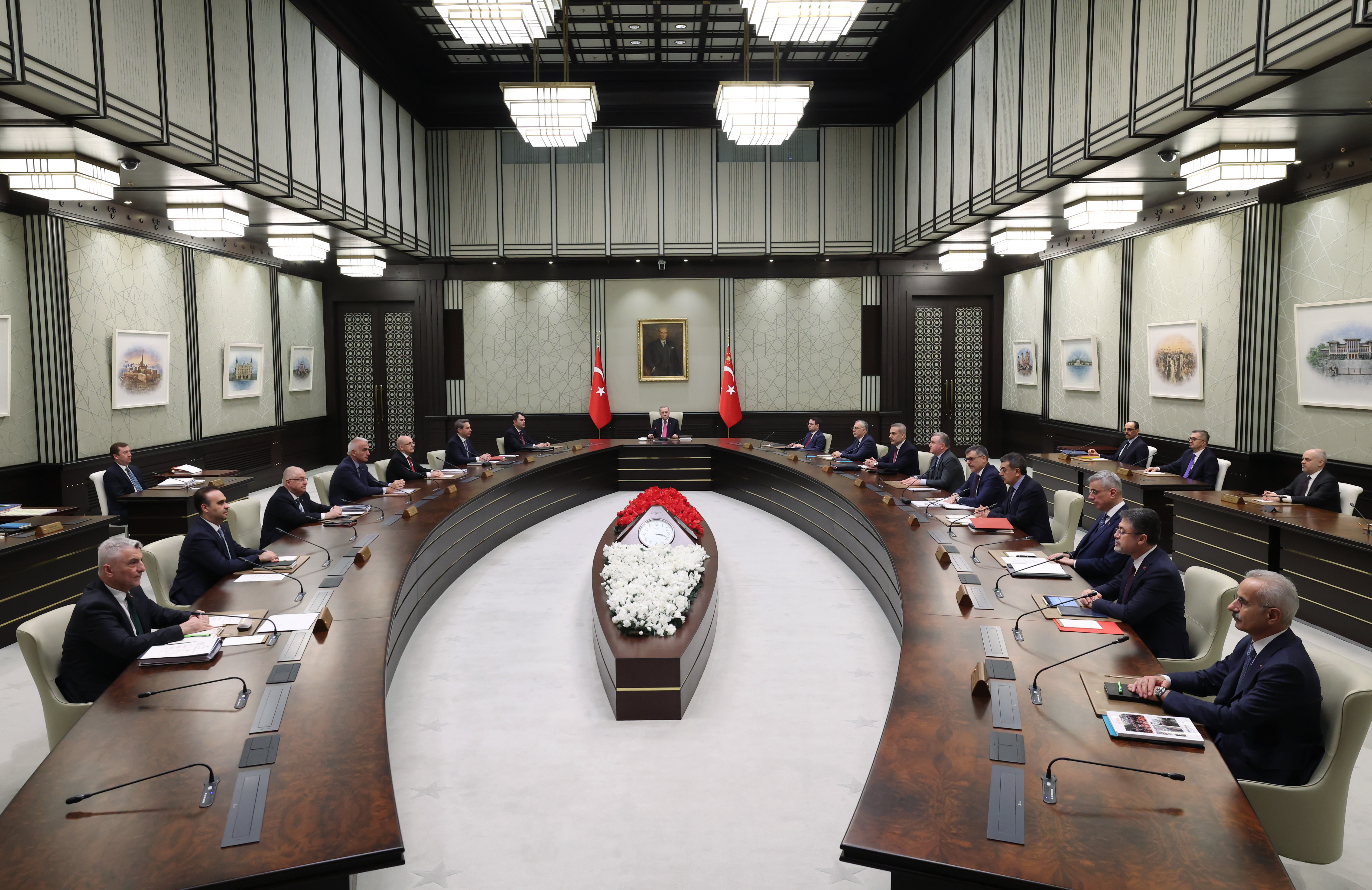 Kabine yarın toplanıyor: Gündemde hangi konular var?