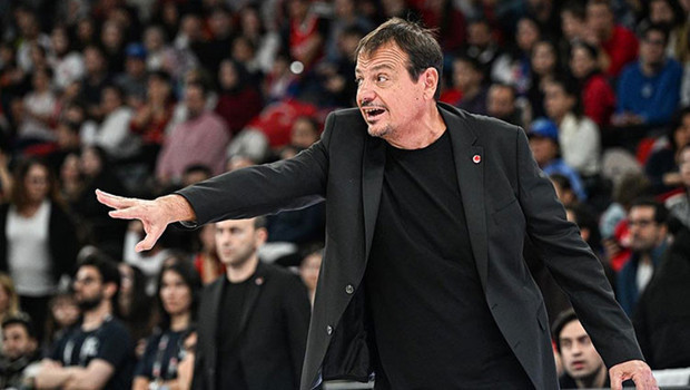 Yunanistan Basketbol Ligi play-off final serisinde üçüncü maç, yarın oynanacak.