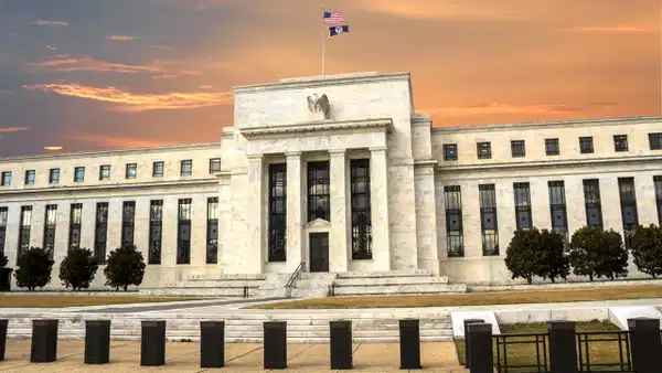 Goldman Sachs yeni tahminini yayımladı: Fed faiz indirimi 2027'ye kaldı