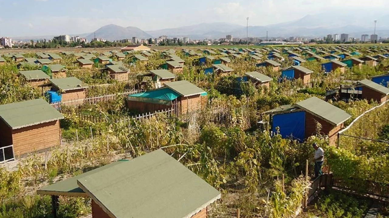 Bursa'da 'hobi bahçeleri' yıkımlarına yurttaş isyan etti