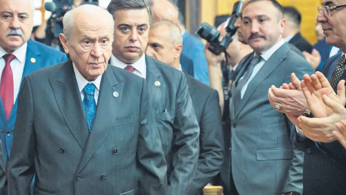 Milliyetçi Hareket Partisi (MHP) Genel Başkanı Devlet Bahçeli , TBMM'de düzenlenen grup toplantısında gündeme ilişkin açıklam