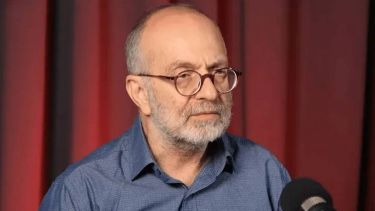 Türkiye Komünist Partisi (TKP) Genel Sekreteri Kemal Okuyan, sosyal medya hesabından CHP Genel Başkanı Kemal