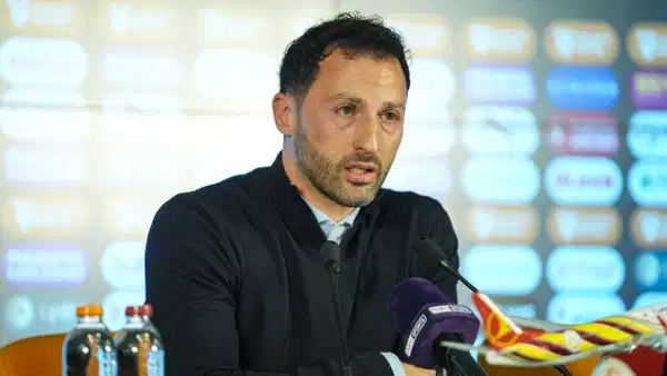 İtalya Serie A ekiplerinden Bologna 'nın teknik direktörü Domenico Tedesco, Fenerbahçe'de görev yaptığı döneme ilişkin dikkat