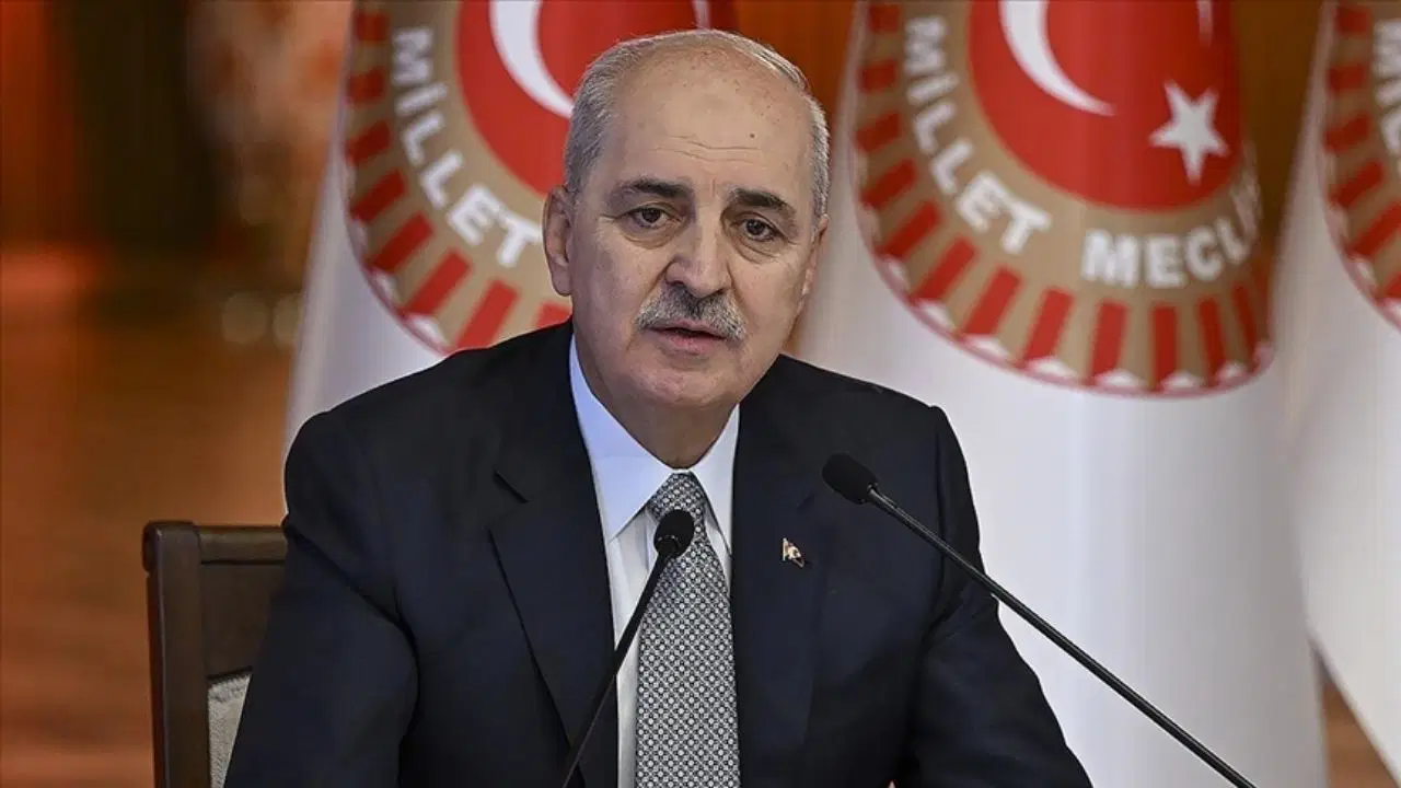 Kurtulmuş yine topa girmedi