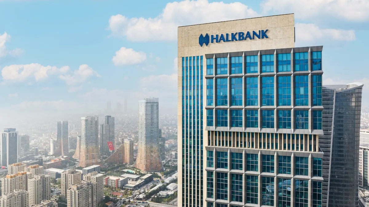 Halkbank , ABD'de İran yaptırımlarının delinmesine yönelik yaklaşık 9 yıldır devam eden ceza davasının son aşamaya girdiğine 