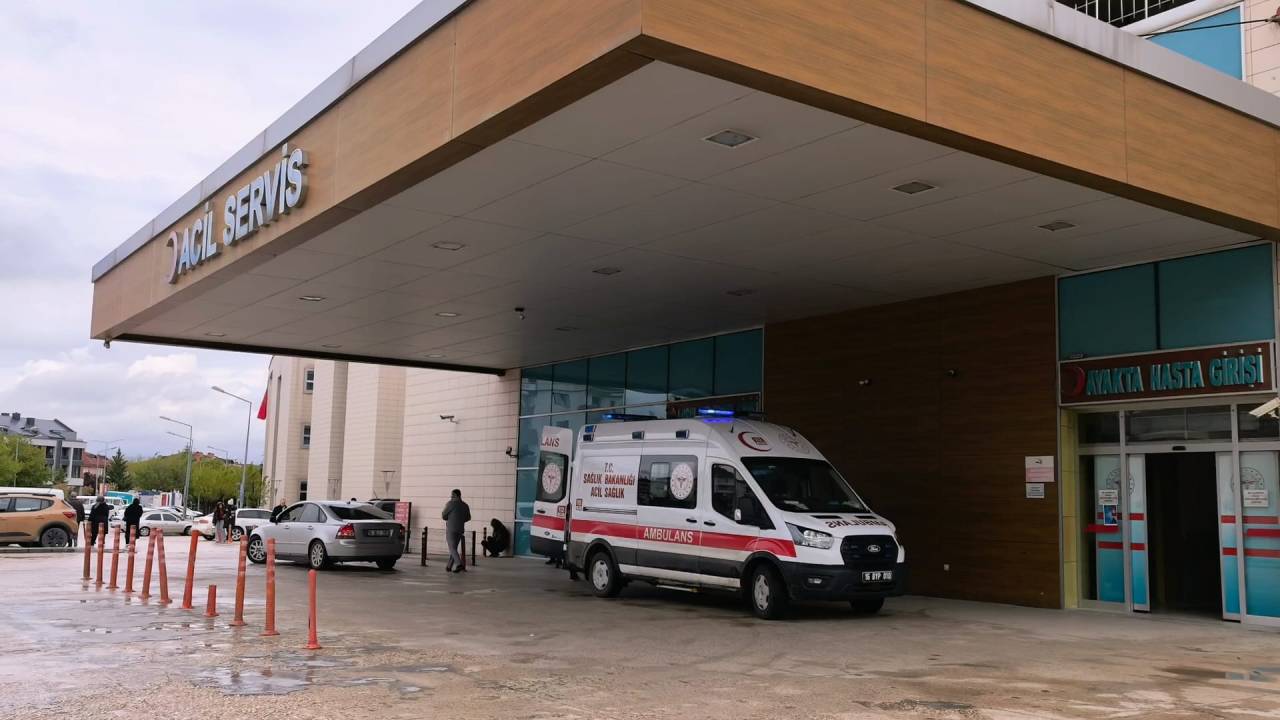 Bebeğini emzirip yatırmıştı: Soluk borusuna süt kaçan Emira bebek öldü