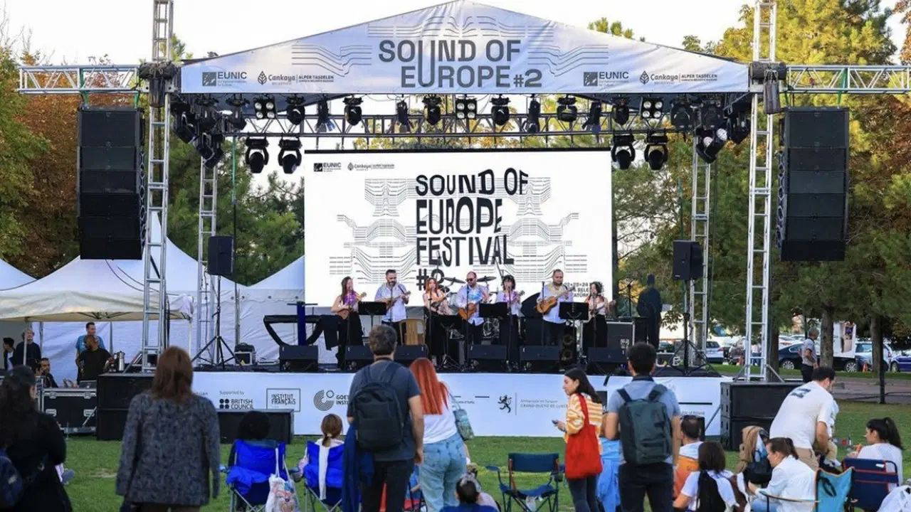 Üç şehirde eşzamanlı ve ücretsiz festival: Yeni sesler Türkiye’den yükselecek
